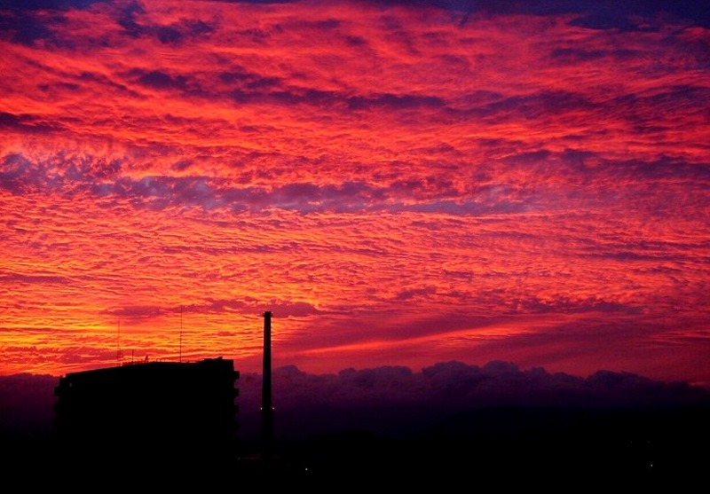 湖北の夕焼け空 2017年 秋コンテスト 滋賀 びわ湖 虹色フォトコンテスト