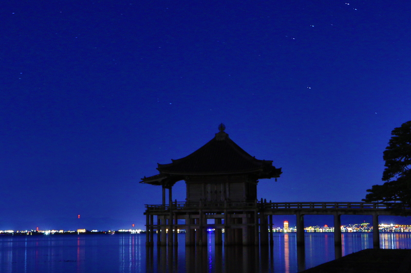 夜の浮御堂 2017年 秋コンテスト 滋賀 びわ湖 虹色フォト